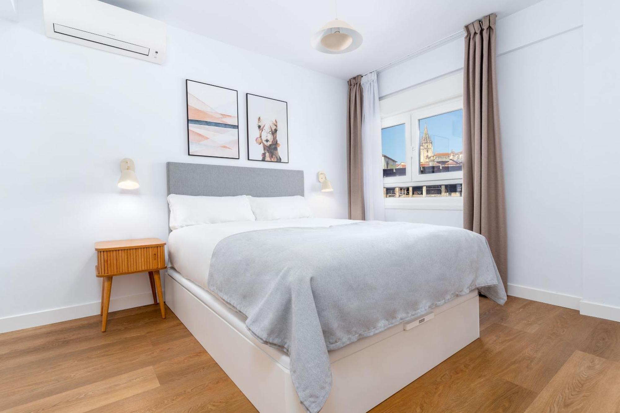 Limehome Oviedo Calle Postigo Bajo Bagian luar foto