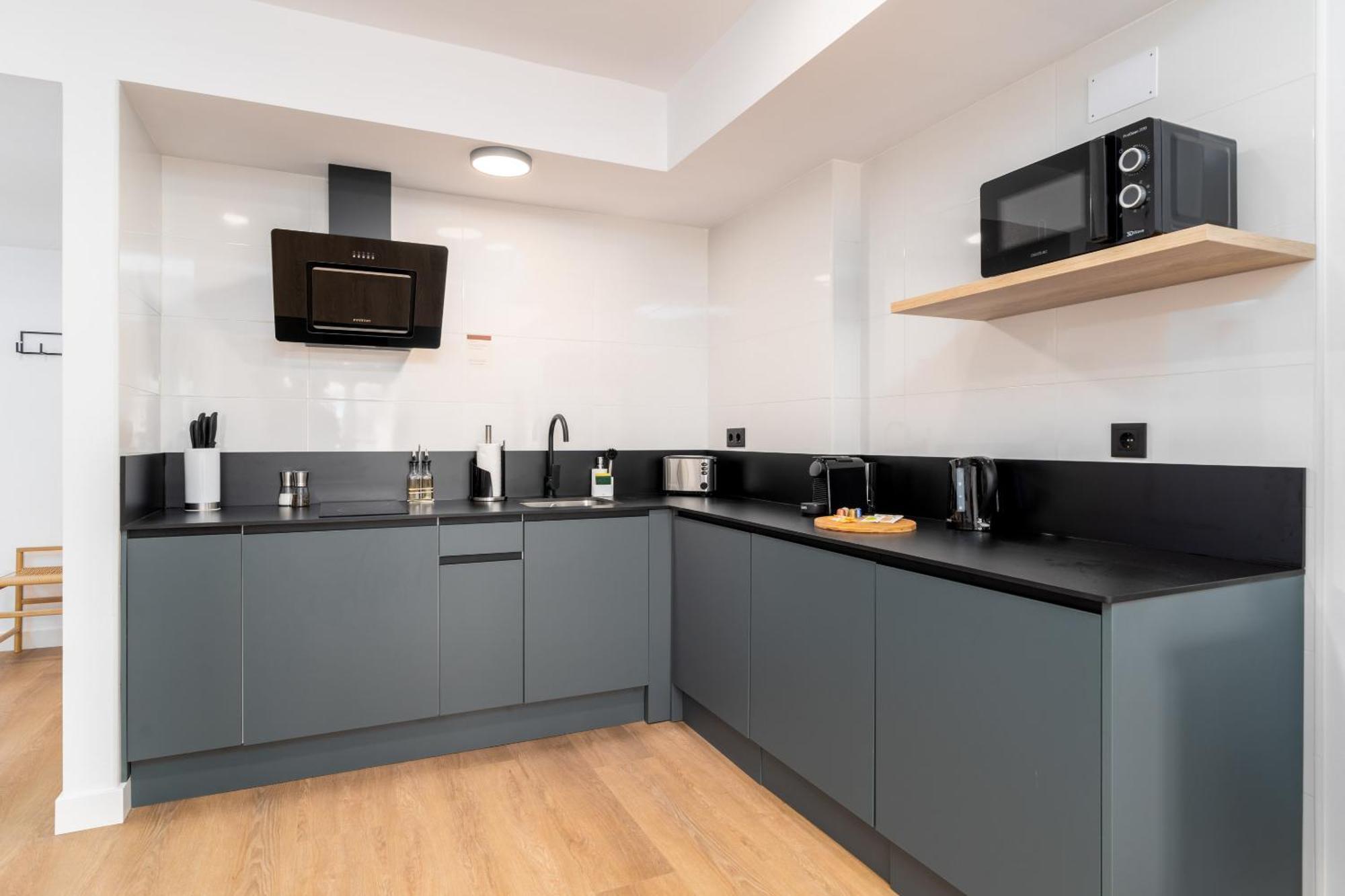 Limehome Oviedo Calle Postigo Bajo Ruang foto