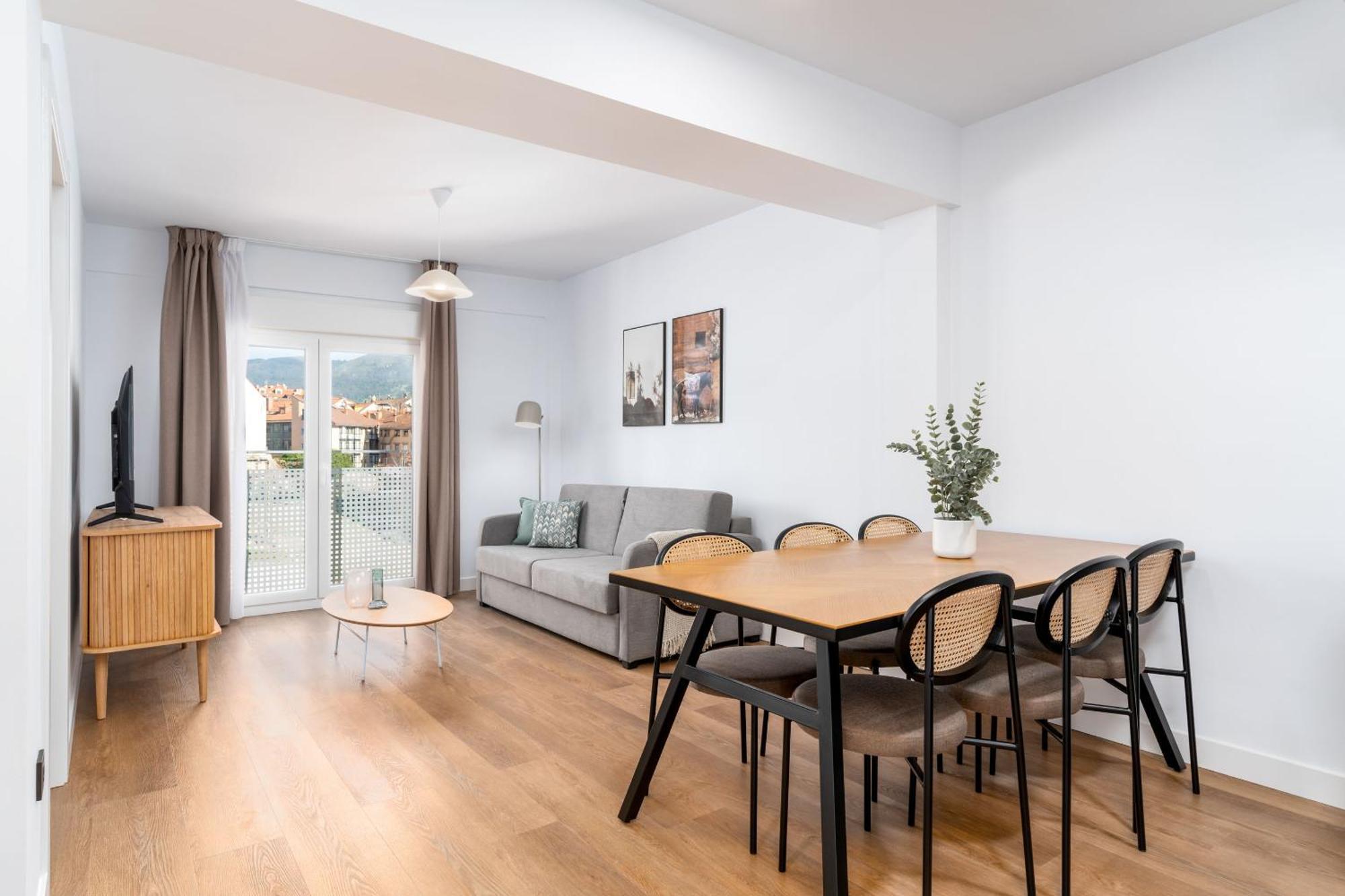 Limehome Oviedo Calle Postigo Bajo Bagian luar foto
