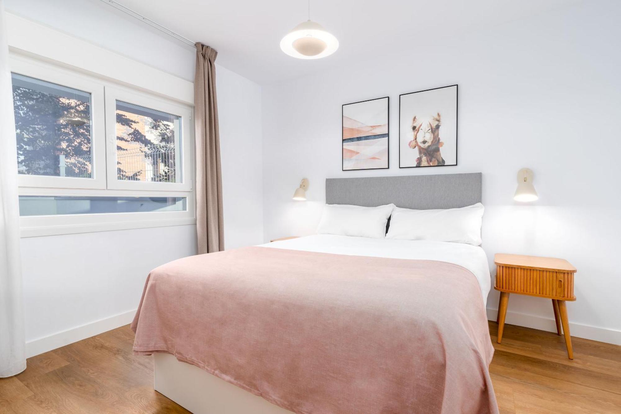 Limehome Oviedo Calle Postigo Bajo Bagian luar foto