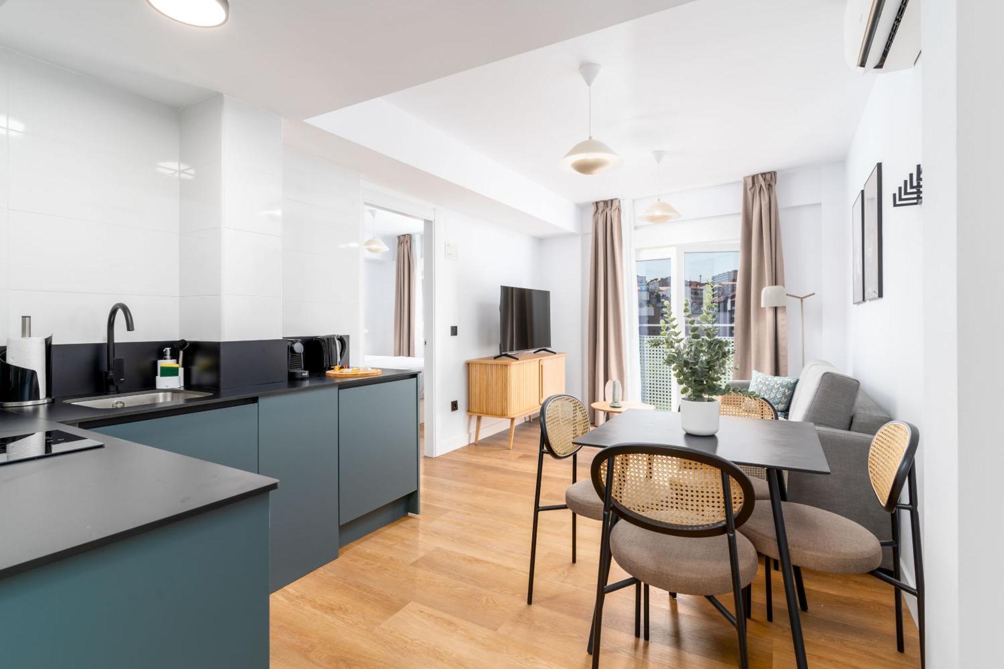 Limehome Oviedo Calle Postigo Bajo Ruang foto
