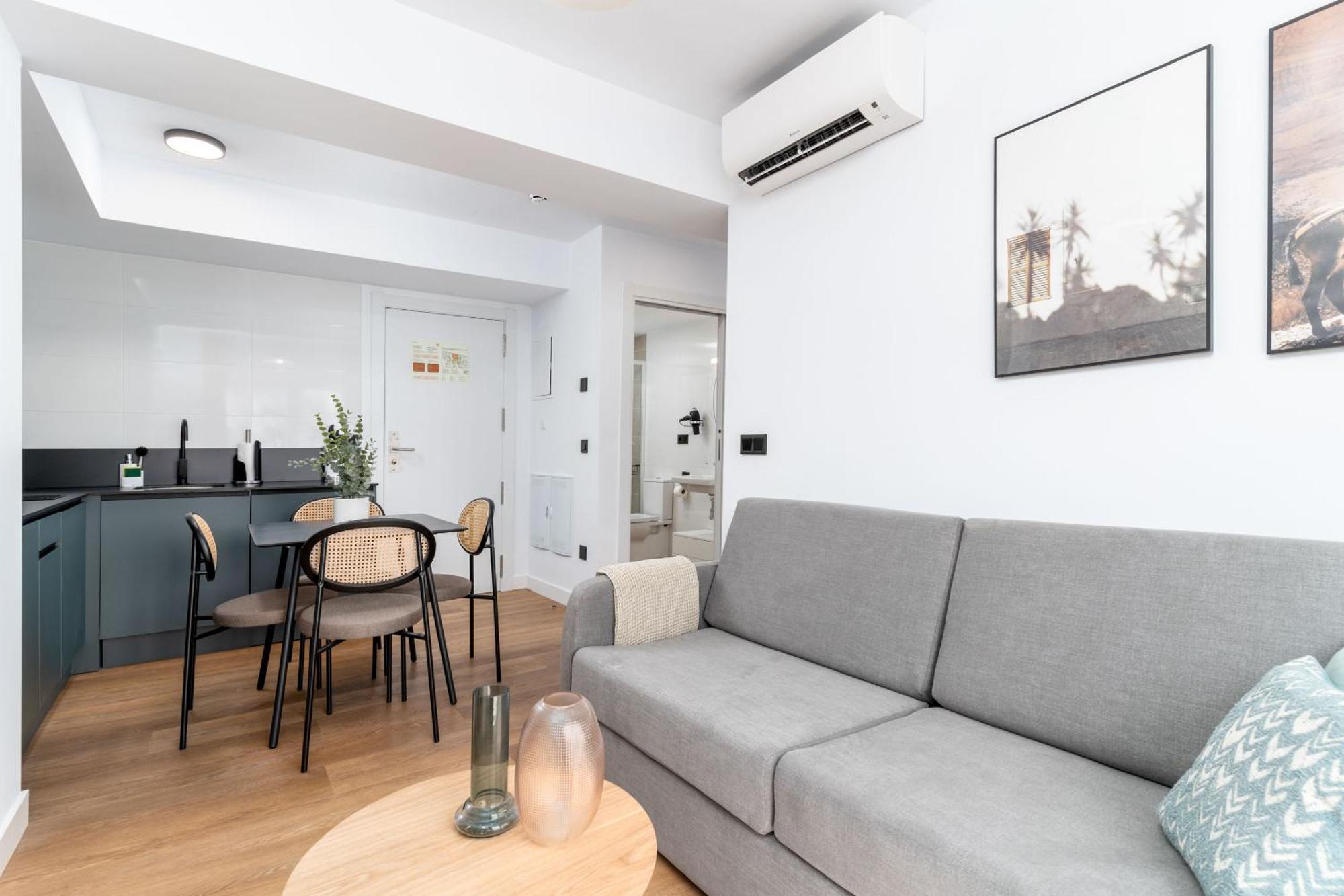 Limehome Oviedo Calle Postigo Bajo Bagian luar foto
